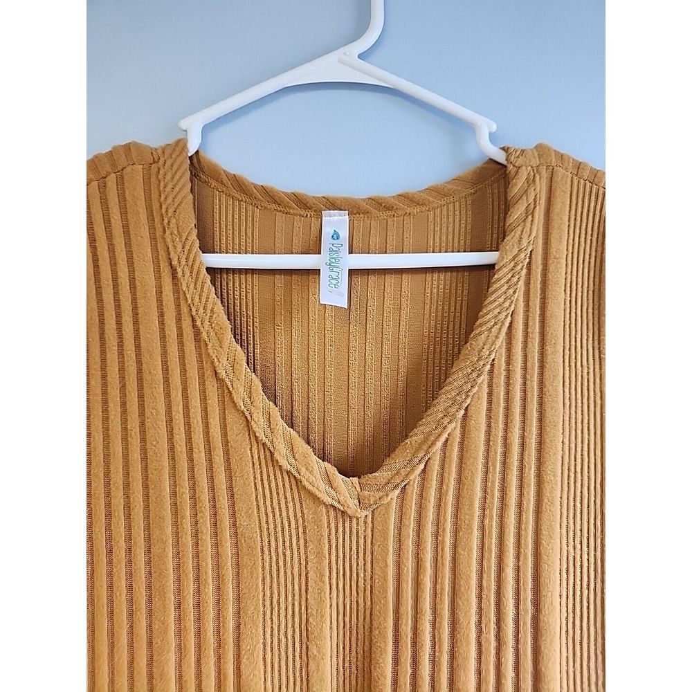 Paisley Grace Womens M Yellow Ribbed Boutique Tunic Top - Picture 2 of 6